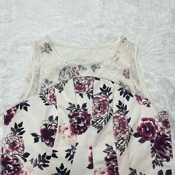 Ricki's Sleeveless Top Set of 2 Size Medium Lace Stretch Floral Pink Fitted - Picture 3 of 13